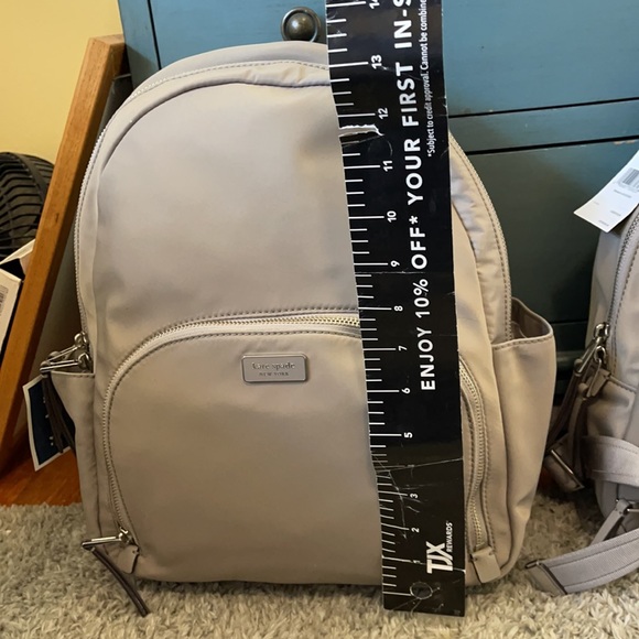 NWT KATE SPADE make offer will sell separate 🎒ONLY THE LARGE ONE IS AVAILABLE. - Picture 4 of 7